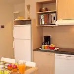 Lagrange Les Pierres De Jade منتزه العطل سان سيبريان