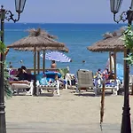 منتزه العطل Lagrange Les Pierres De Jade