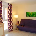 Lagrange Les Pierres De Jade منتزه العطل 3*